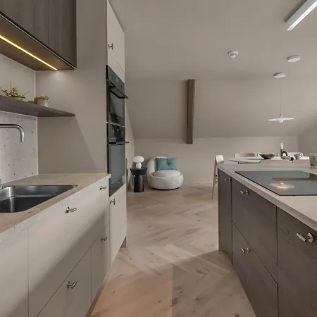 The Loft - Floor With 4 Bedrooms *